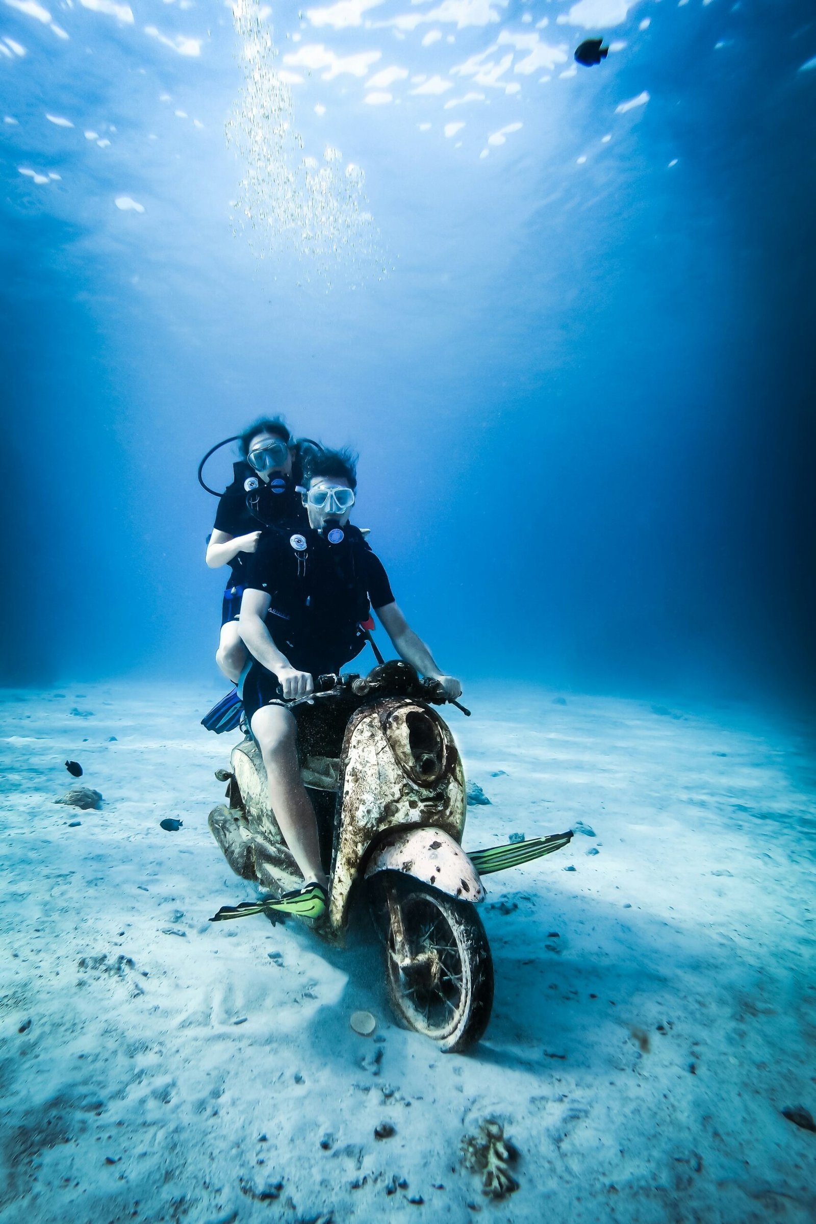 Top 12 Water Sports Activities in the Maldives (2025 Guide)